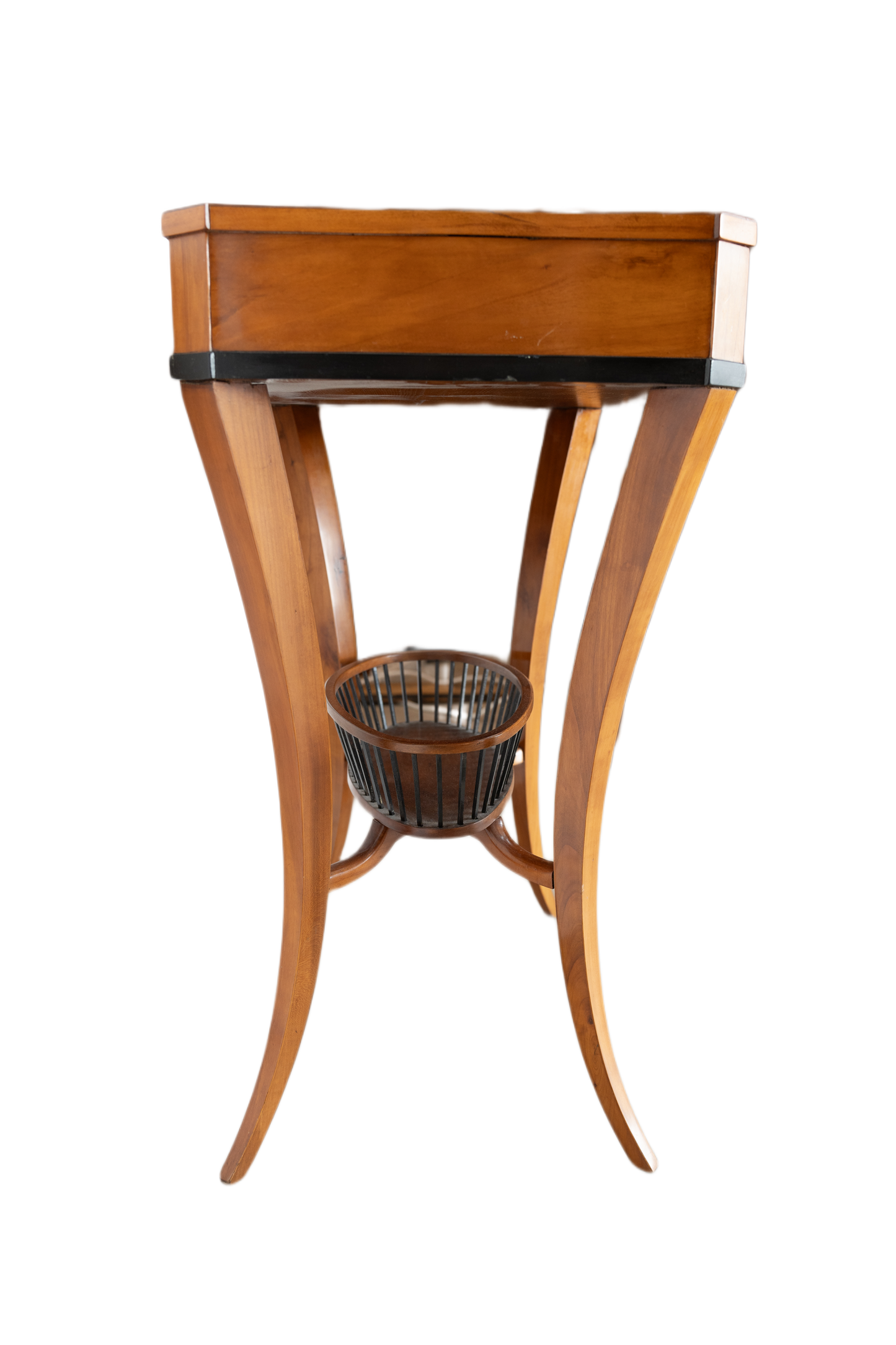 Biedermeier-Nähtisch